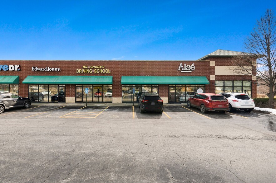 More Photos Of 1925-1997 Huntley Rd, West Dundee General Retail For Sale