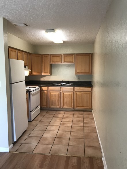 More Photos Of 2203-2207 Irene St, Lutz Apartments For Sale