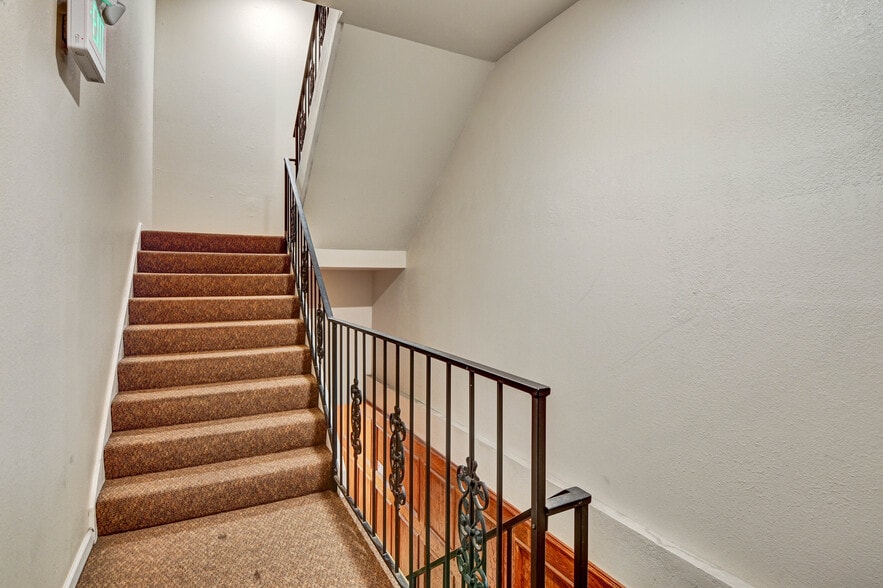 More Photos Of 2929 Geary Blvd, San Francisco Apartments For Sale