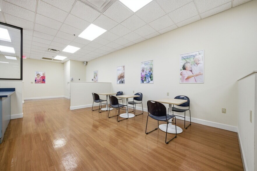 More Photos Of 433 SW 10th St, Ocala Medical For Sale