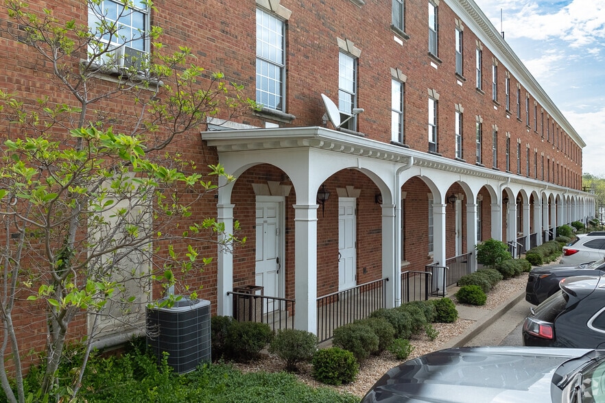 More Photos Of 1500 Leestown Rd, Lexington Office For Lease