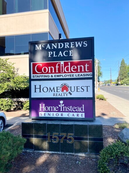 More Photos Of 1575 E McAndrews Rd, Medford Office For Lease