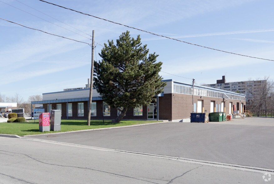 More Photos Of 3279 Lenworth Dr, Mississauga Flex For Lease