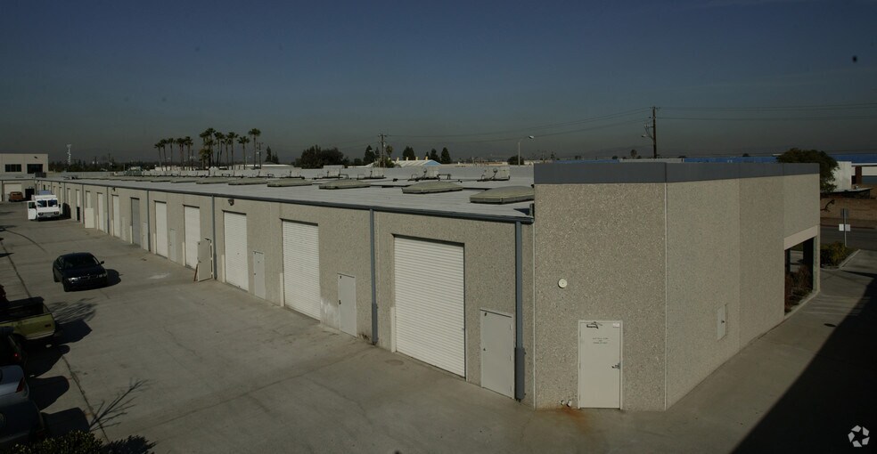 More Photos Of 2911 Miraloma Ave, Anaheim Unknown For Lease