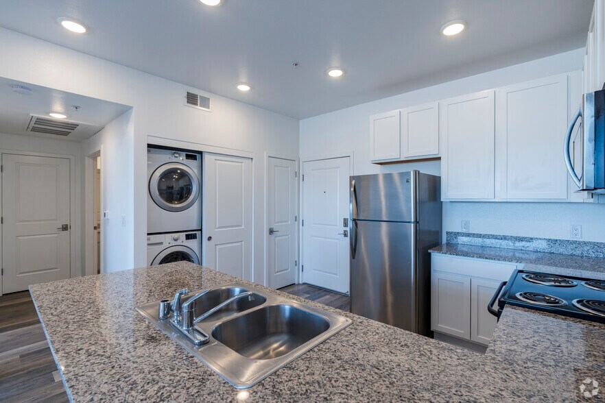 More Photos Of 1125 Avenue of the Oaks, Sparks Apartments For Lease
