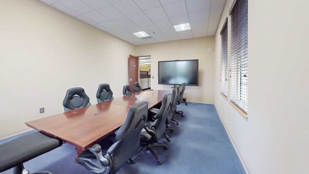 More Photos Of 500 Plantation Park Dr, Loganville Office For Lease