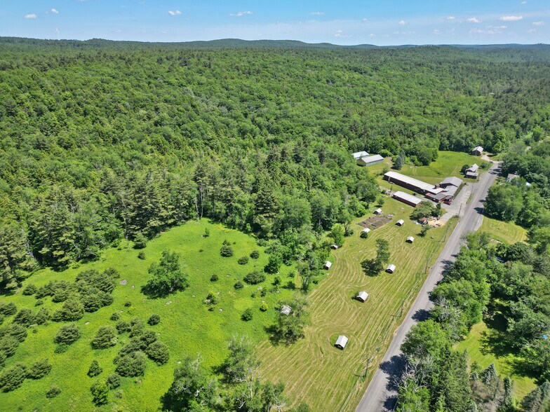 More Photos Of 1570 N Main St, Otis Restaurant For Sale