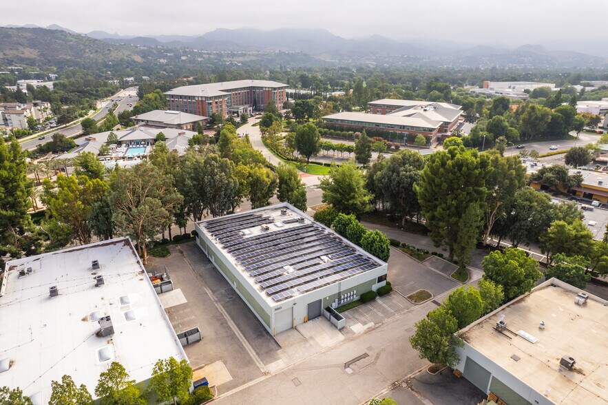 More Photos Of 31113 Via Colinas, Westlake Village Warehouse For Sale