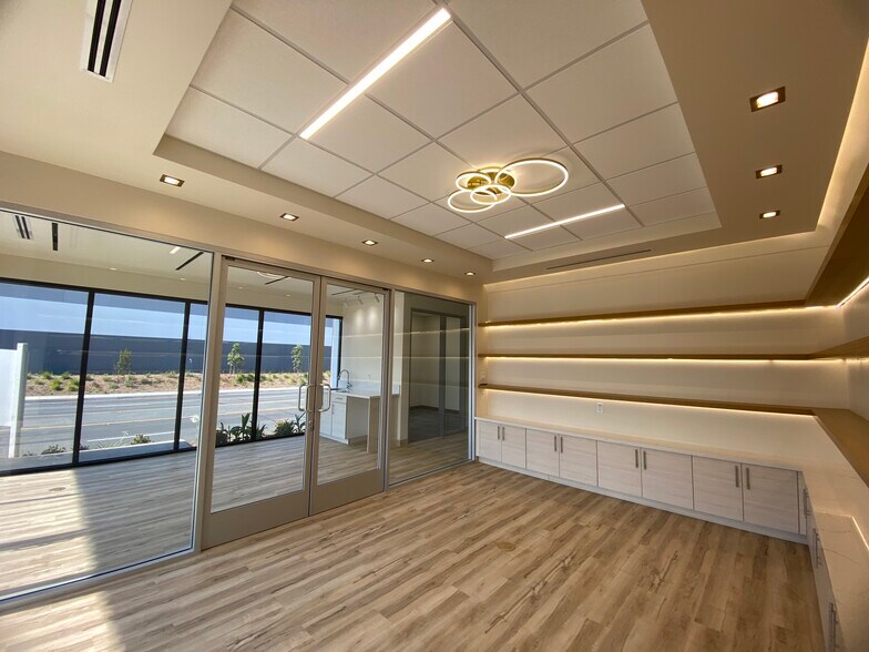 More Photos Of 20947 Currier Rd, Walnut Warehouse For Lease