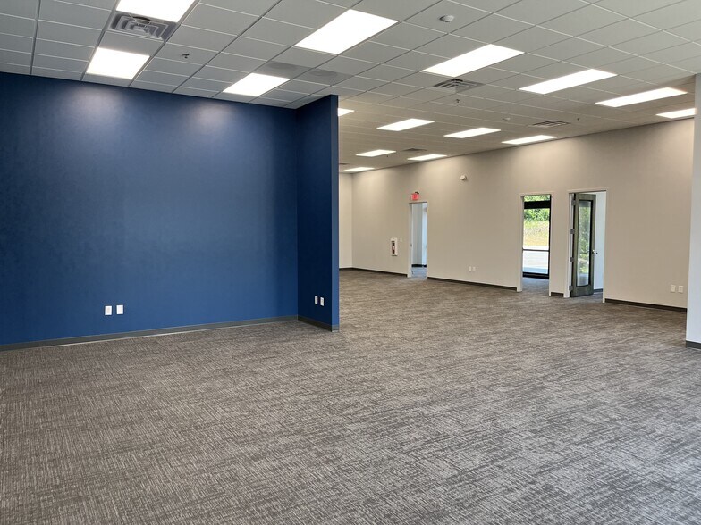 More Photos Of 0 NC Hwy 16, Denver Unknown For Lease