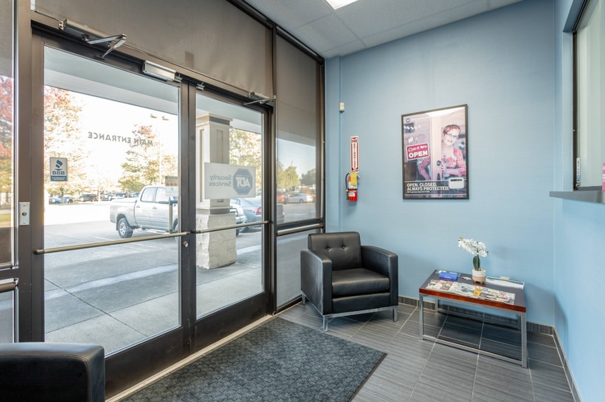 More Photos Of 7610 Hamilton Park Dr, Chattanooga Office For Sale