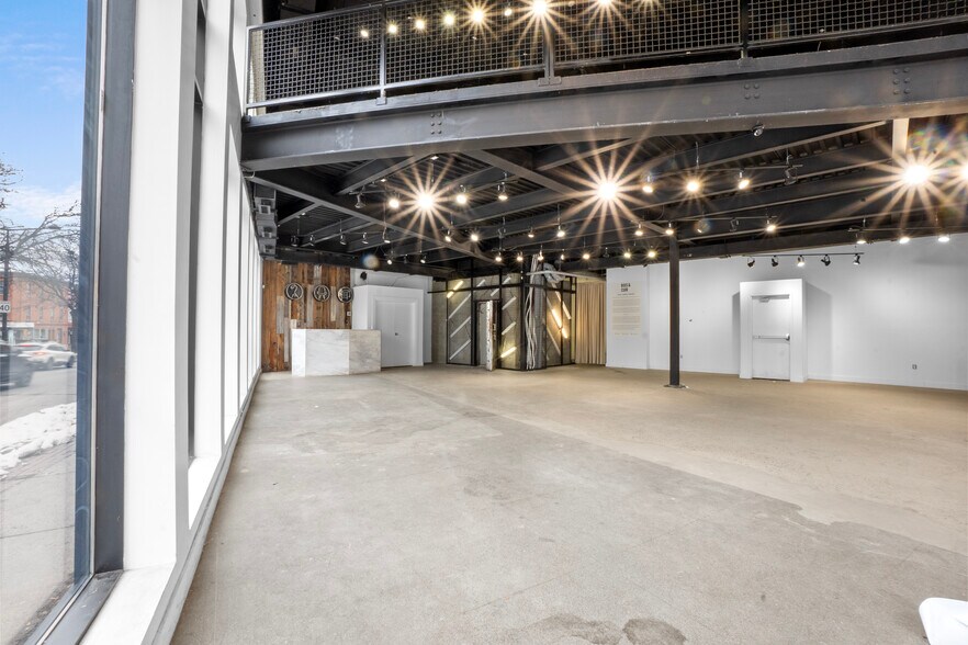More Photos Of 3000 Rue Saint-Antoine O, Montréal Storefront Retail Office For Lease