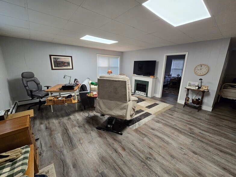 More Photos Of 514 Main St E, New Prague Apartments For Sale