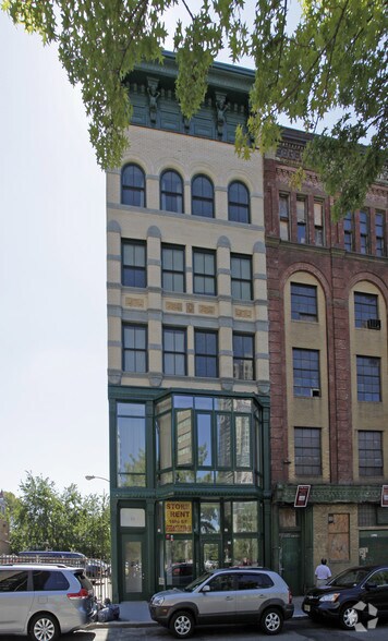More Photos Of 93 Montgomery St, Jersey City Storefront Retail Office For Lease