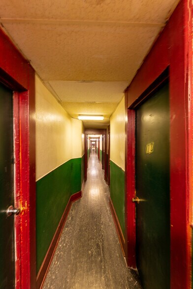 More Photos Of 4 S Main St, Lodi Hospitality For Sale