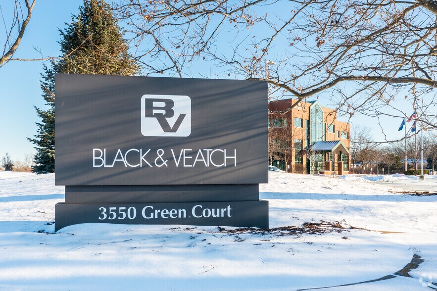 More Photos Of 3550 Green Ct, Ann Arbor Office For Sale
