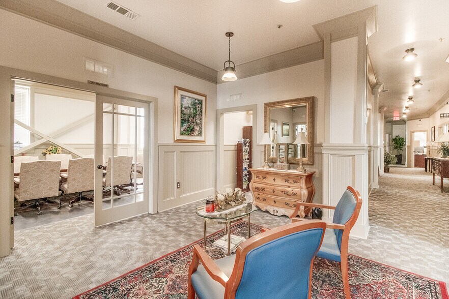 More Photos Of 21 E Athens St, Winder General Retail For Sale