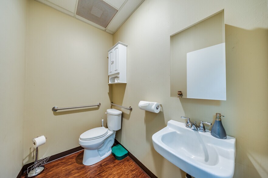 More Photos Of 27228 E Hardy Rd, Spring Warehouse For Sale