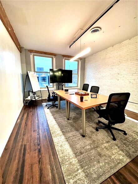 More Photos Of 1008 Race St, Cincinnati Office Residential For Sale