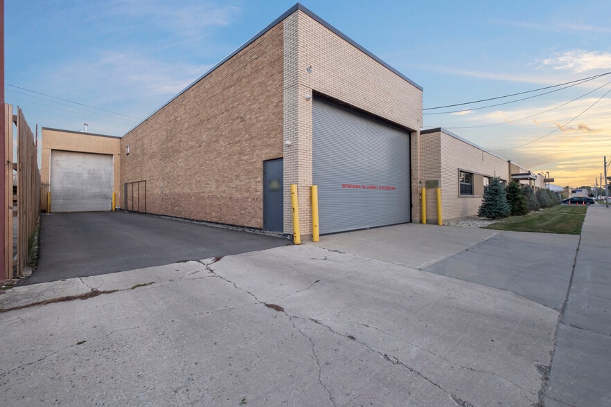 More Photos Of 1529 N 31st Ave, Melrose Park Truck Terminal For Lease