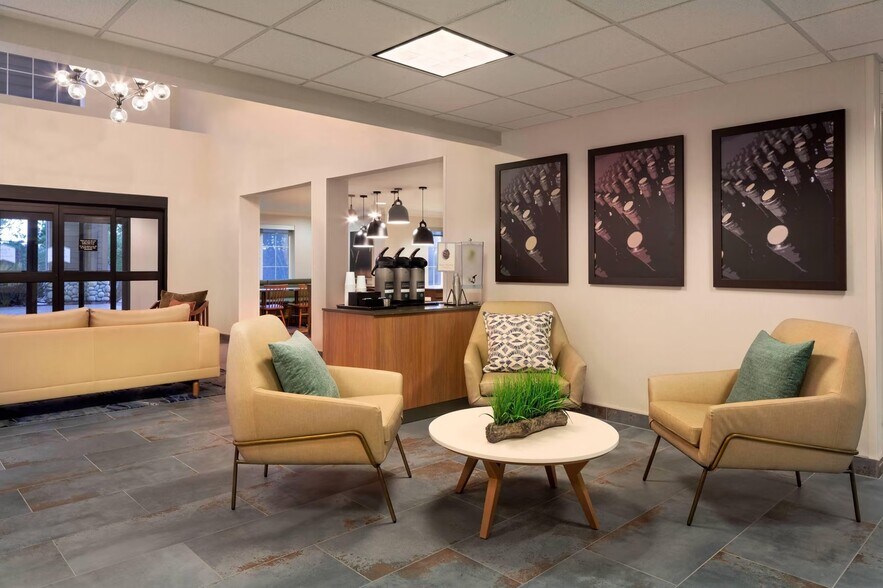 More Photos Of 3800 Broadway Highway 29, American Canyon Hotel For Sale