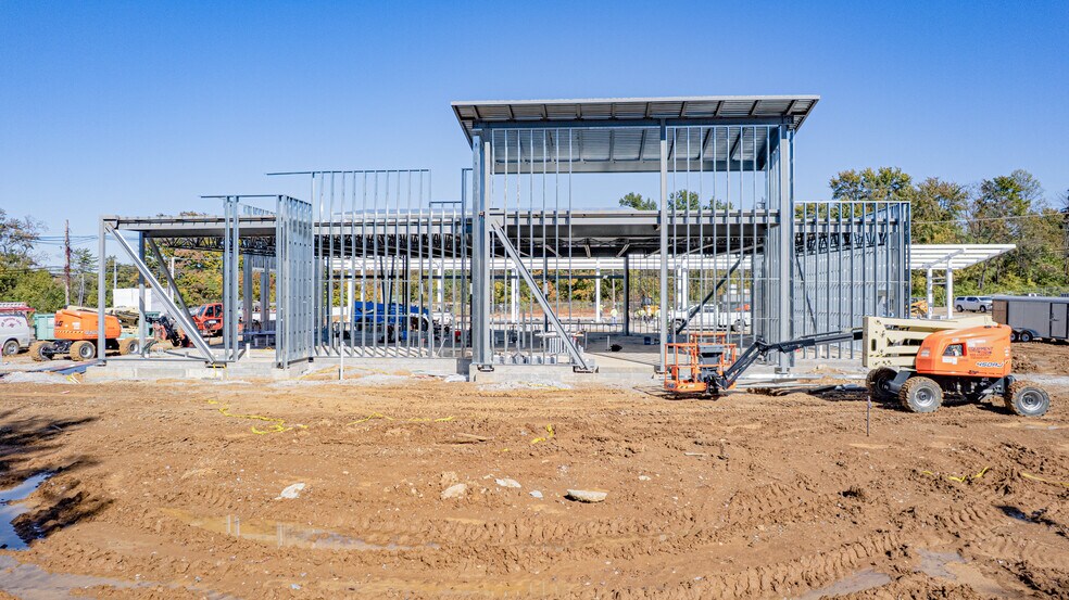 More Photos Of 7601 Vaughn Mill Rd, Louisville Convenience Store For Sale