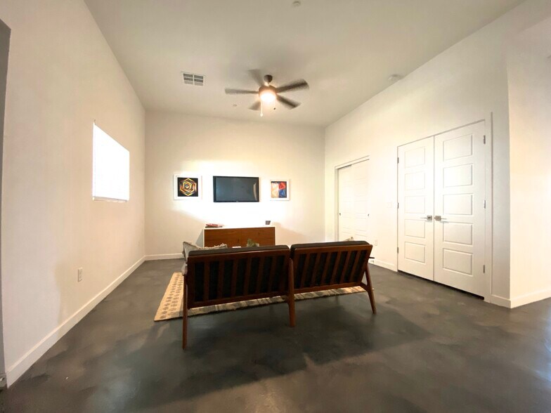 More Photos Of 3625 N 16th St, Phoenix Apartments For Sale