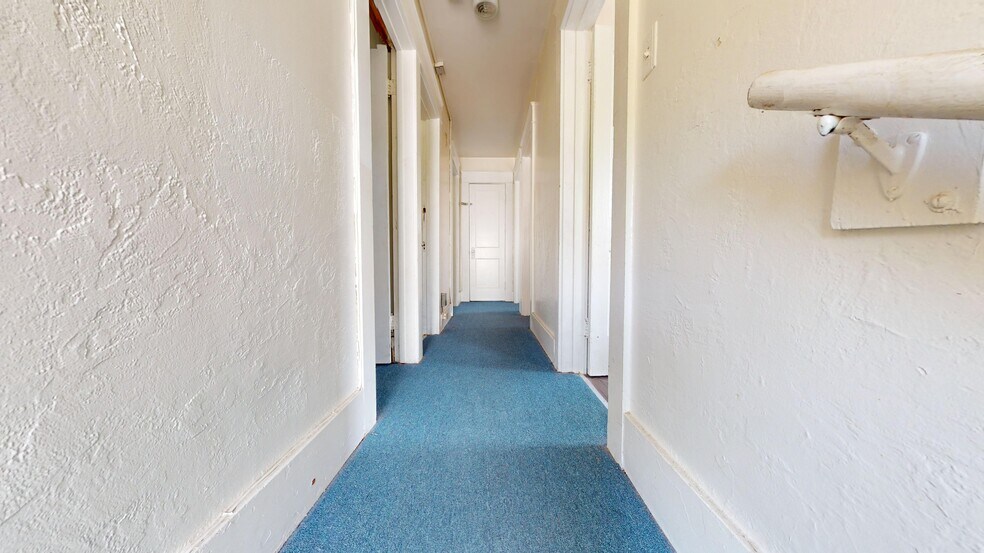 More Photos Of 214 Delaware Ave, Ithaca Apartments For Sale