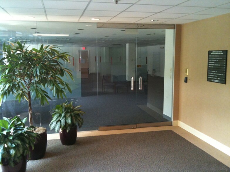 More Photos Of 2080 Silas Deane Hwy, Rocky Hill Medical For Lease