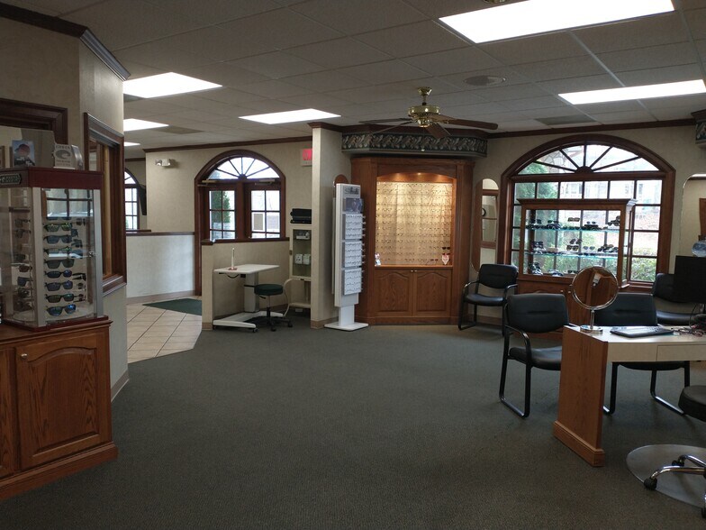 More Photos Of 303 Salisbury Ave, Albemarle Office For Sale