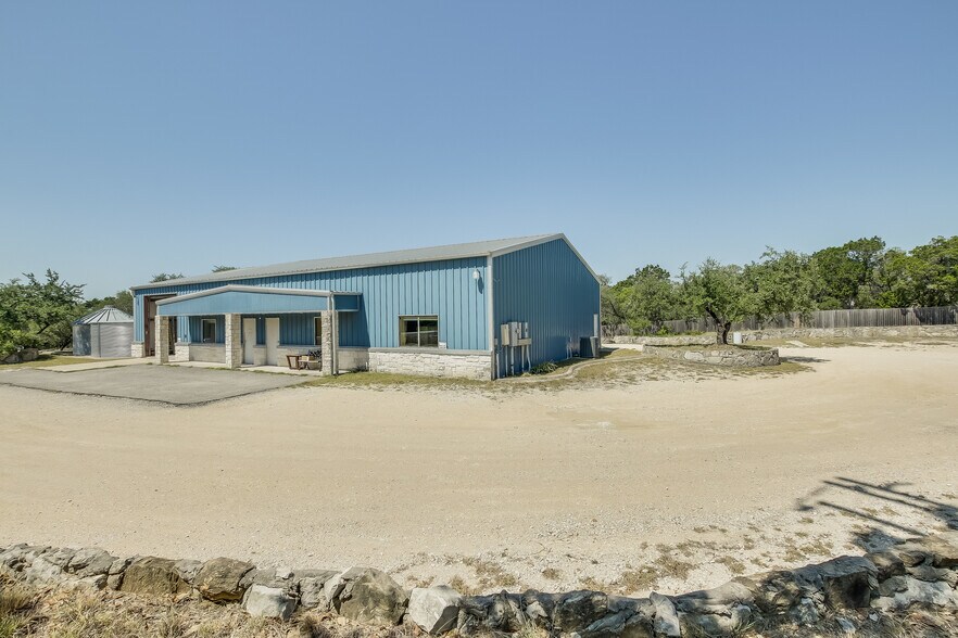 More Photos Of 3500 Lohmans Ford Rd, Lago Vista Warehouse For Sale