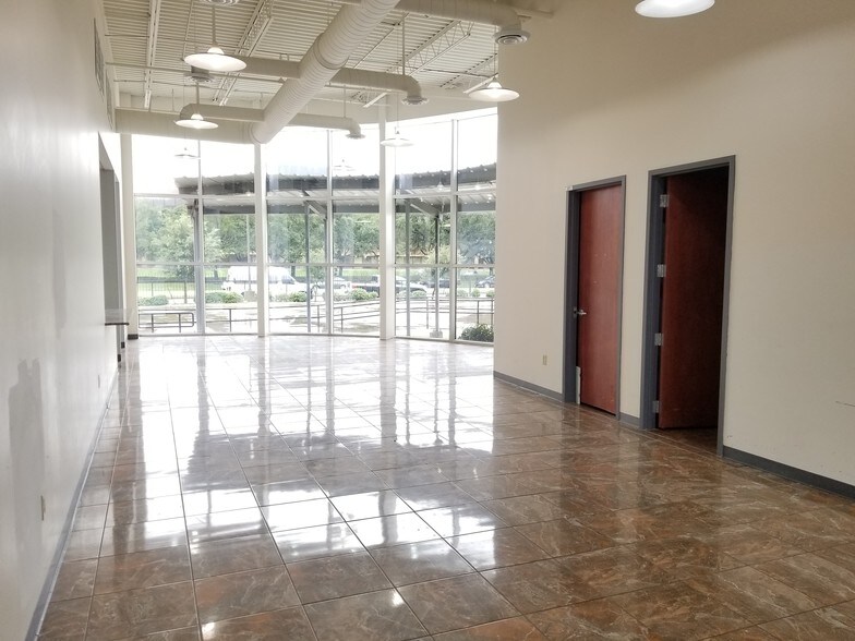 More Photos Of 14602 Presidio Square Blvd, Houston Office For Sale