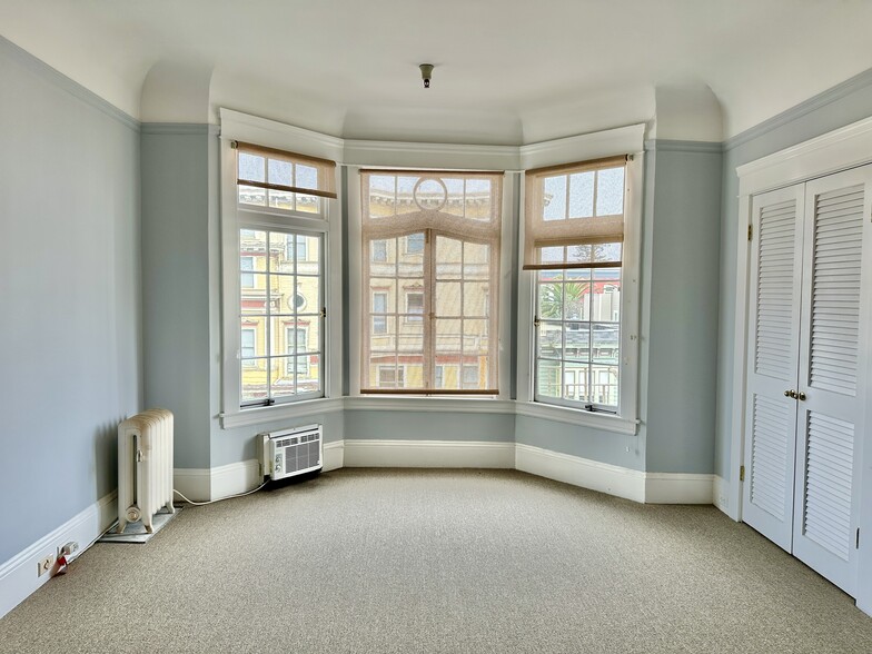 More Photos Of 1943 Divisadero St, San Francisco Storefront Retail Office For Sale