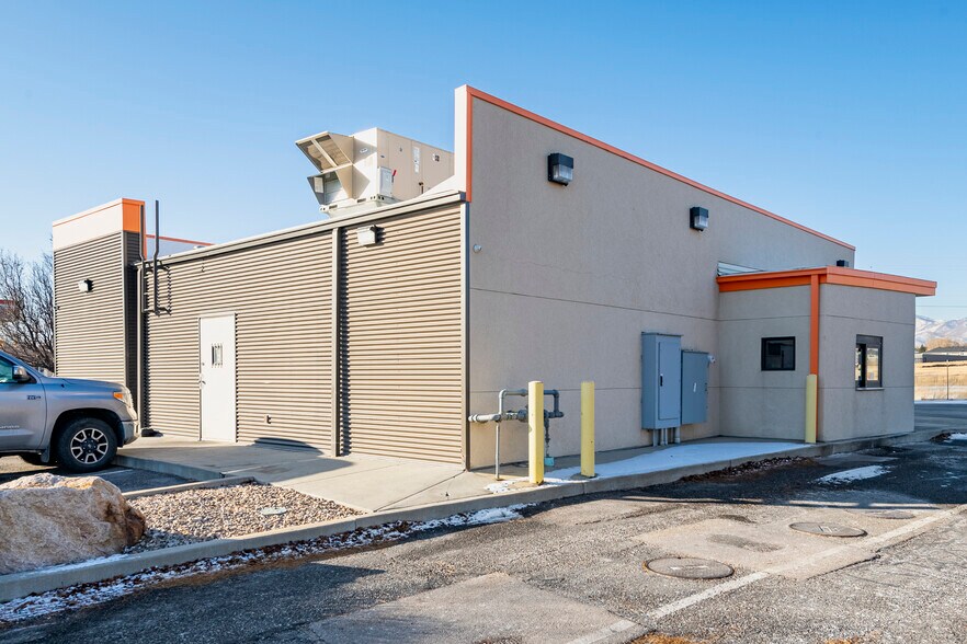 More Photos Of 7903 S Airport Rd, West Jordan Fast Food For Sale