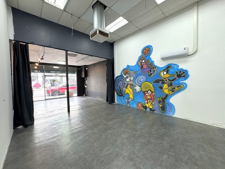 More Photos Of 1100-1106 S Los Angeles St, Los Angeles General Retail For Sale