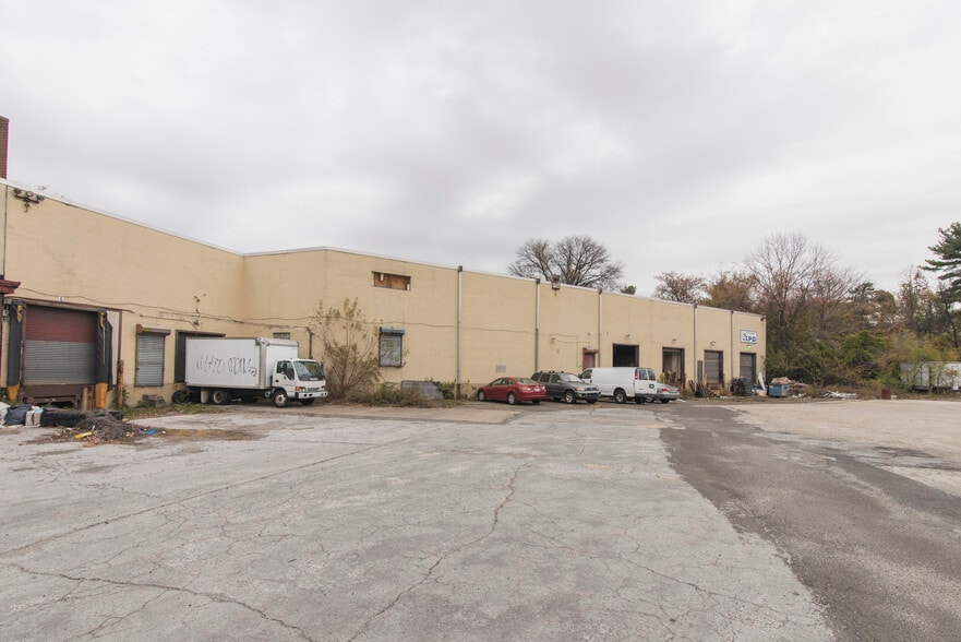 More Photos Of 5331 N 10th St, Philadelphia Warehouse For Lease