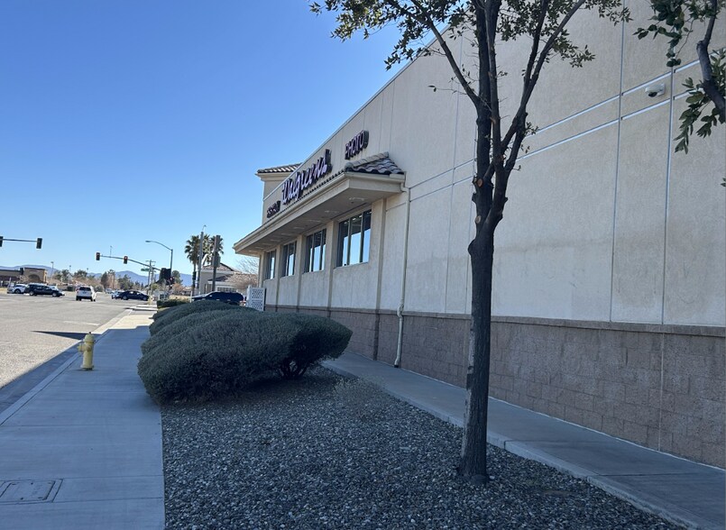 More Photos Of 15480 Main St, Hesperia Drugstore For Sale