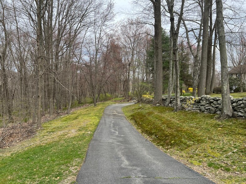 More Photos Of 3032 Manor St, Yorktown Heights Land For Sale