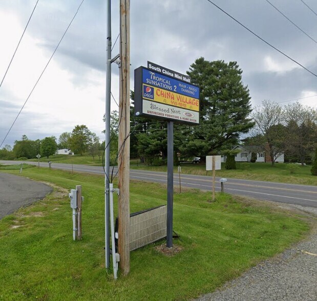 More Photos Of 16 Vassalboro Rd, China General Retail For Lease