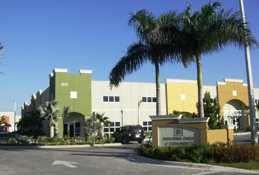 More Photos Of 2051 NW 112th Ave, Doral Showroom For Sale