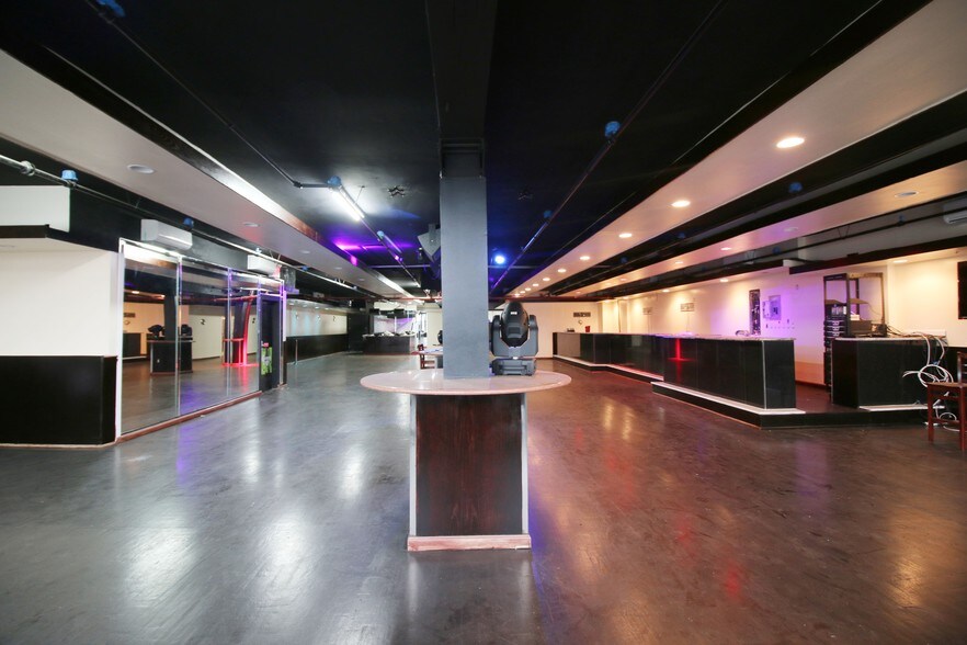 More Photos Of 171 Lincoln Ave, Bronx Manufacturing For Sale