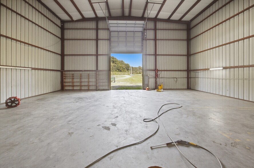 More Photos Of 622 Barnetts Run Rd, Bridgeport Self Storage For Sale