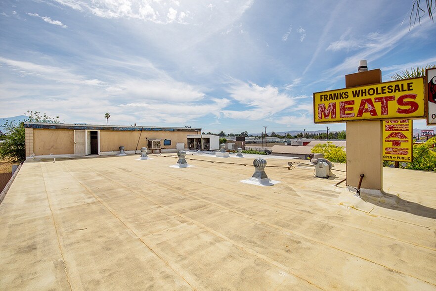 More Photos Of 651 N Waterman Ave, San Bernardino Storefront Retail Office For Sale