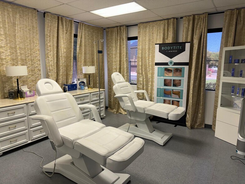 More Photos Of 6094 S Sandhill Rd, Las Vegas Hospital For Sale