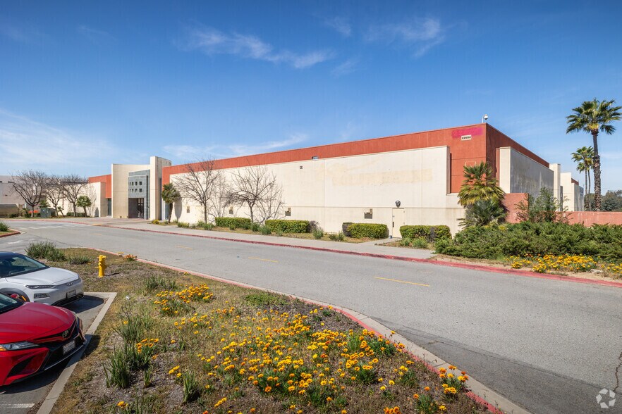 More Photos Of 22650 Town Circle, Moreno Valley Unknown For Lease