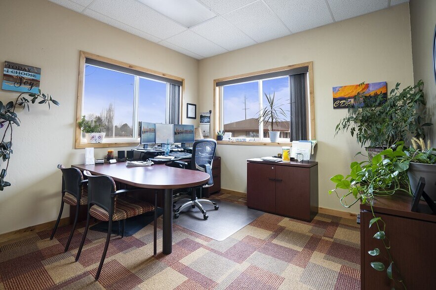 More Photos Of 33 Village Loop Rd, Kalispell Medical For Lease