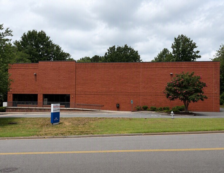 More Photos Of 3946 Deep Rock Rd, Richmond Warehouse For Sale