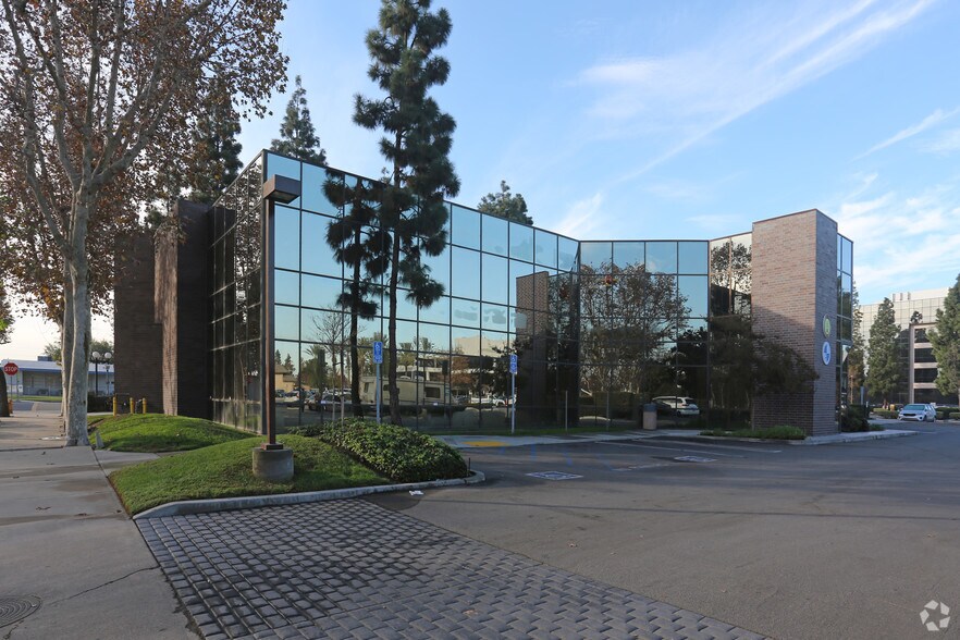 More Photos Of 11277 Garden Grove Blvd, Garden Grove Office For Lease