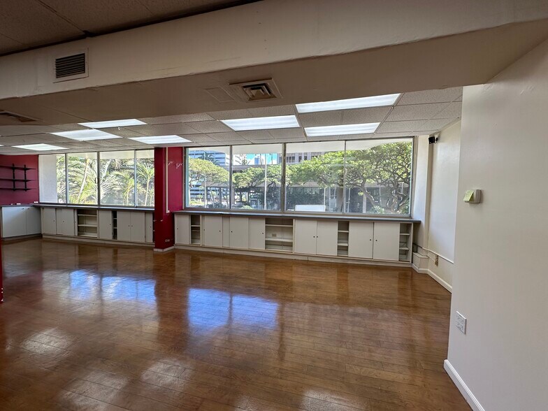 More Photos Of 1617 Kapiolani Blvd, Honolulu Apartments For Sale