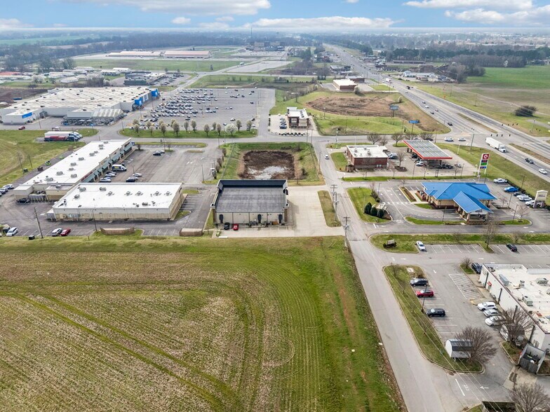 More Photos Of 206 Claire Ave, Oak Grove General Retail For Lease